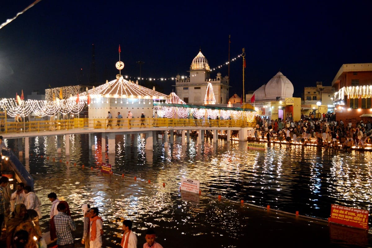 Corona's sword hanging on the fifth International Saraswati Festival, Kurukshetra
