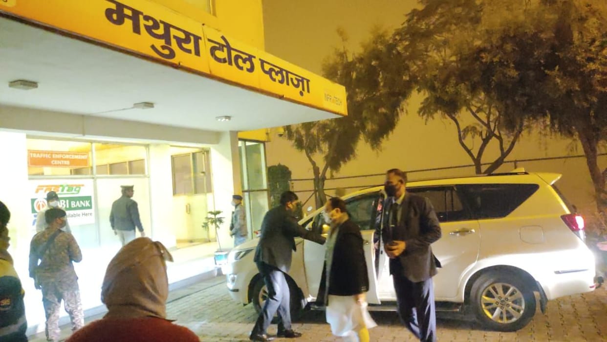 Mathura: JP Nadda's convoy stopped on the expressway due to fog