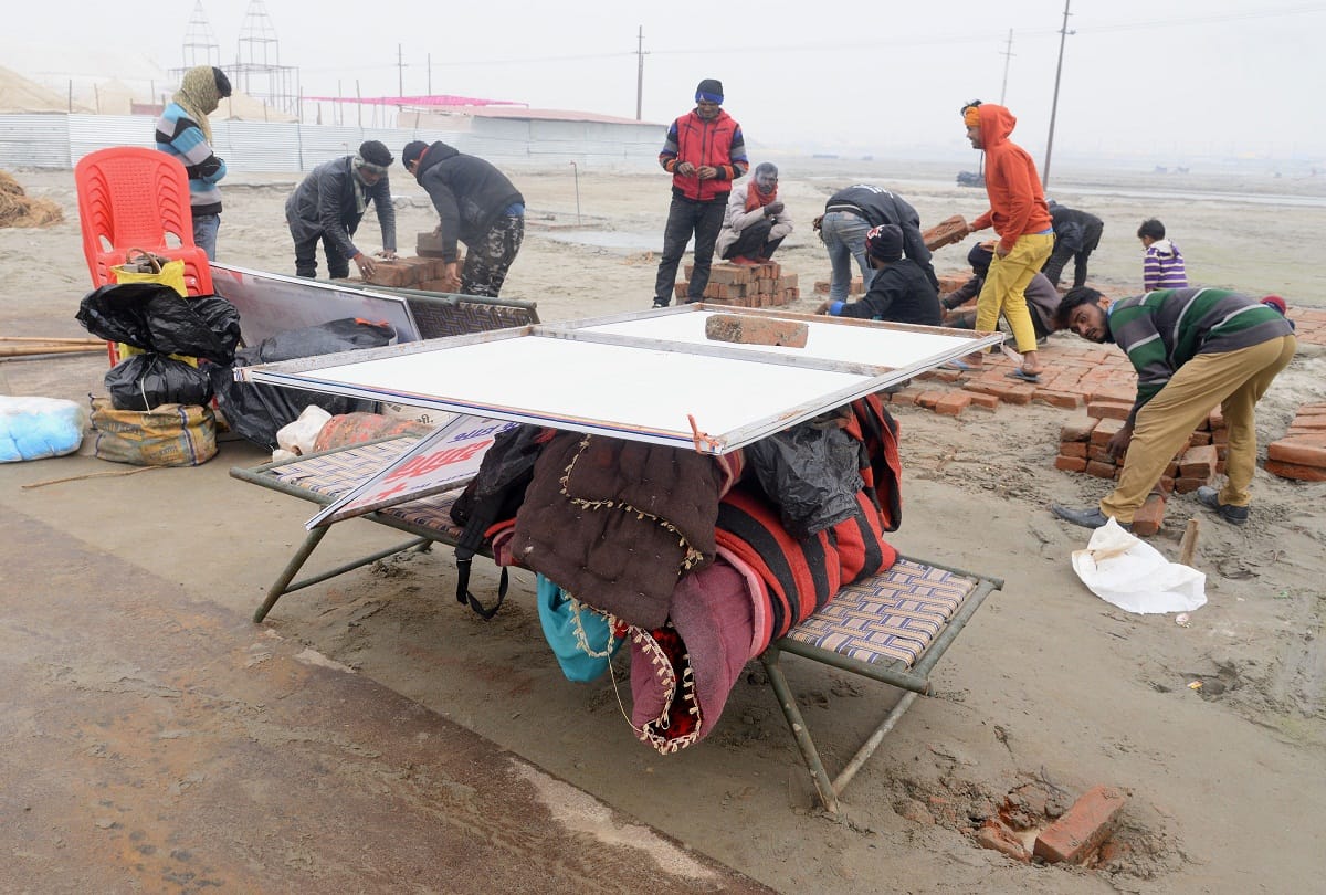 Magh Mela: Hundreds of Kalpavasi displaced due to water filling in the camps