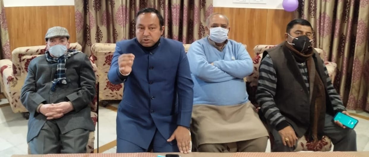 Illegal liquor business flourishing near MLA's house: Sharma