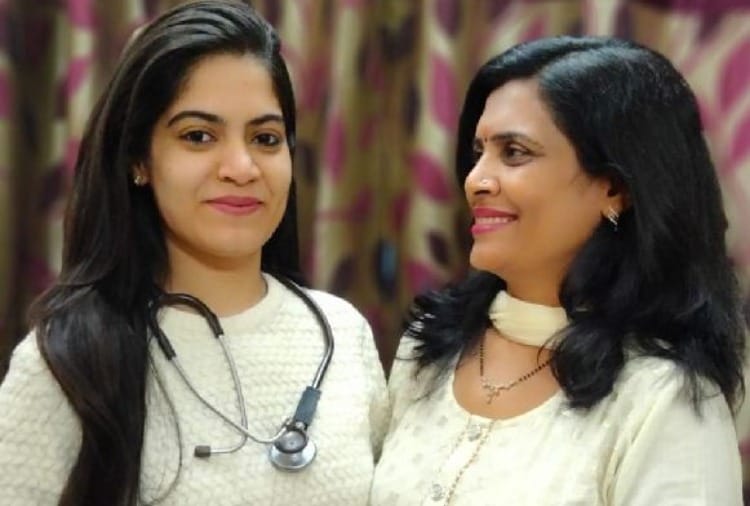 Daughter fulfill dream of her mother by becoming a doctor in Bhiwani  of Haryana