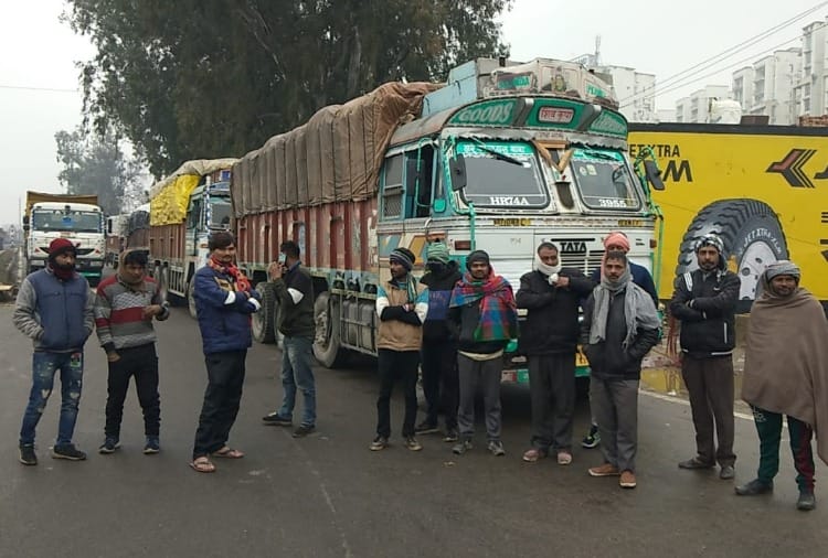 Heavy vehicles stopped from going to Delhi due to rehearsal for Republic Day Parade