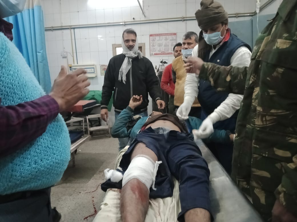 Road  accident in Chandauli  two brothers killed and one injured after Truck collided with bike