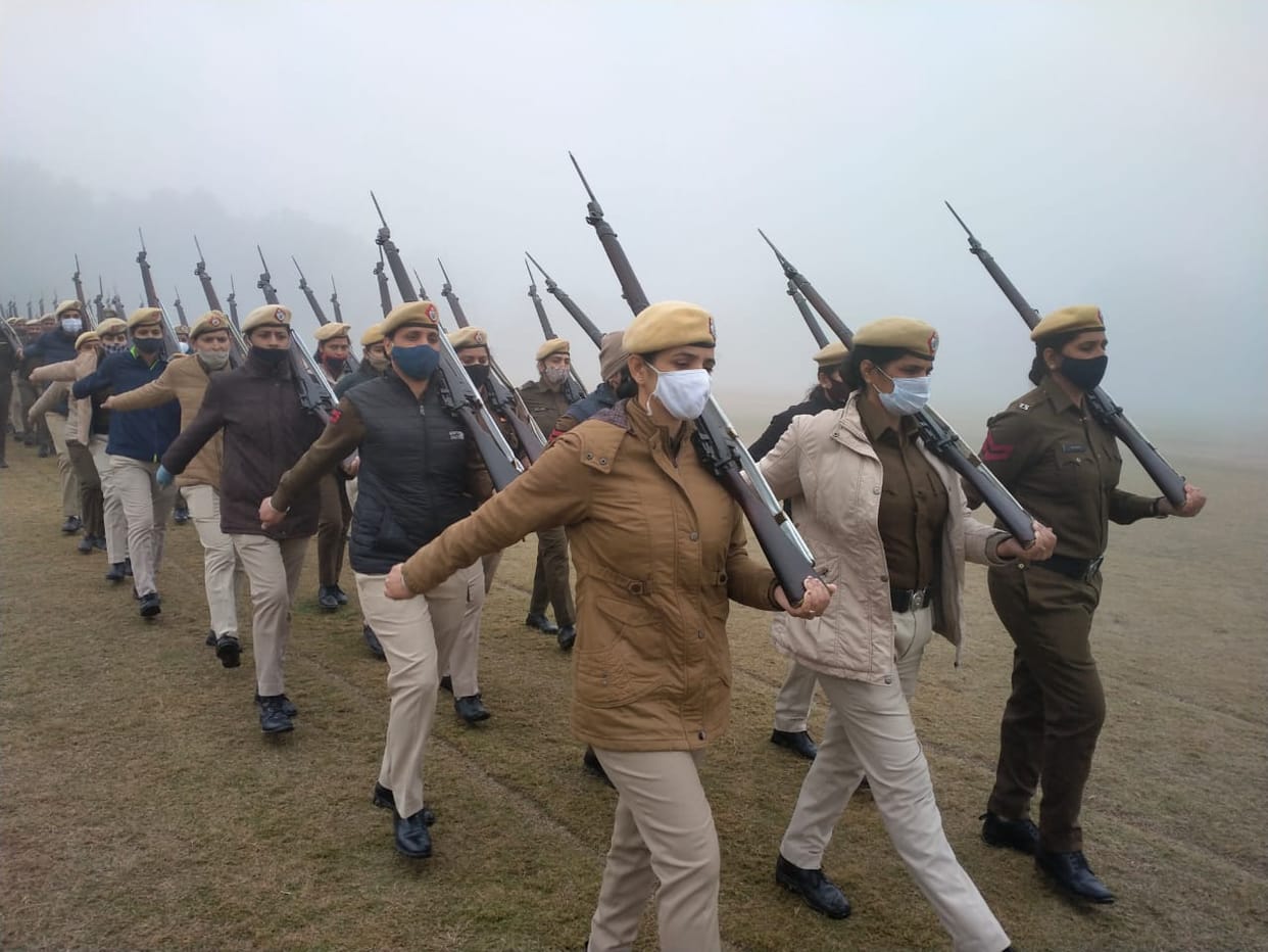 Female and male soldiers rehearsed the parade, Kurukshetra
