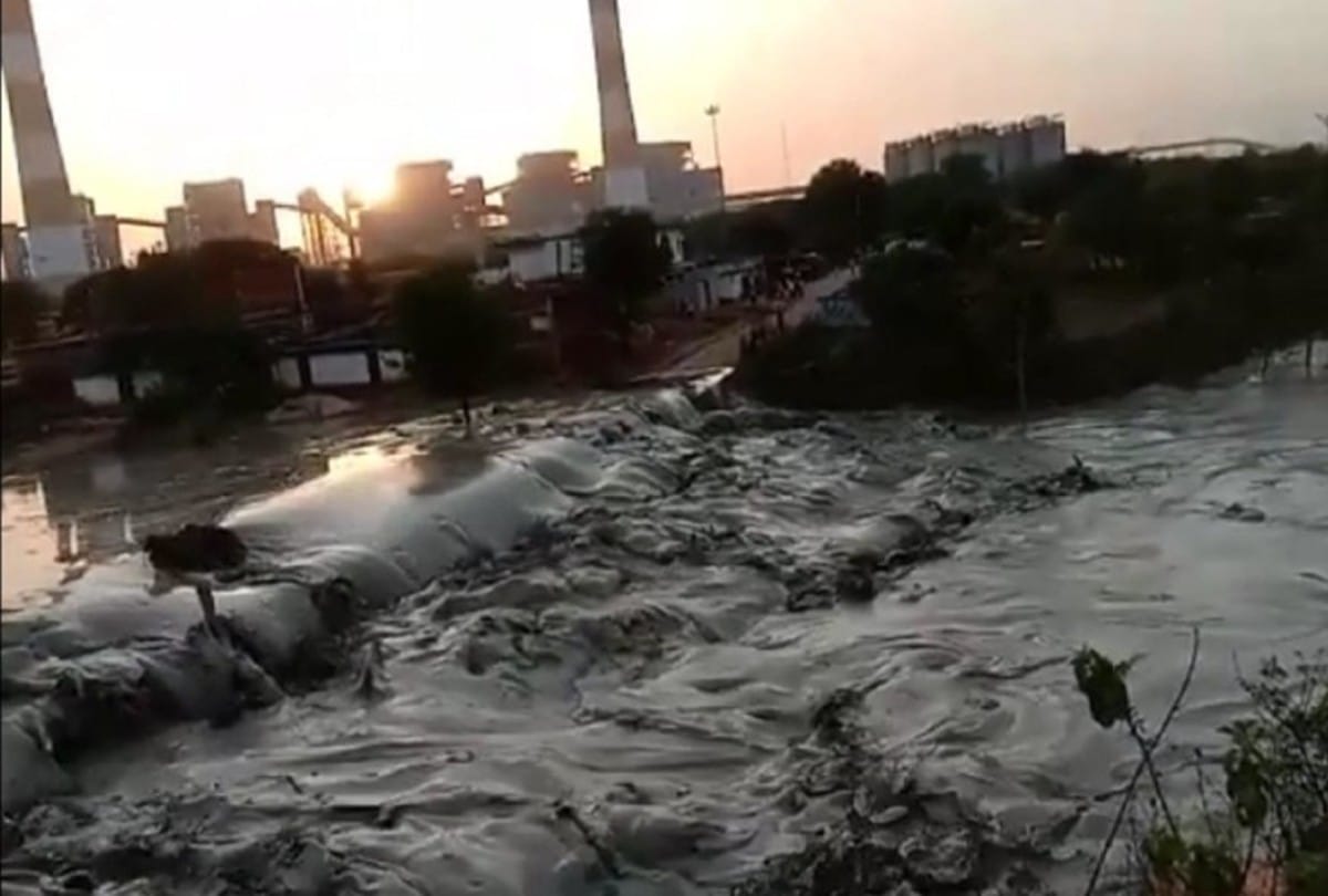 Singrauli: NGT increased the compensation to 15 lakhs for the families of those killed in the fly ash dam collapse incident