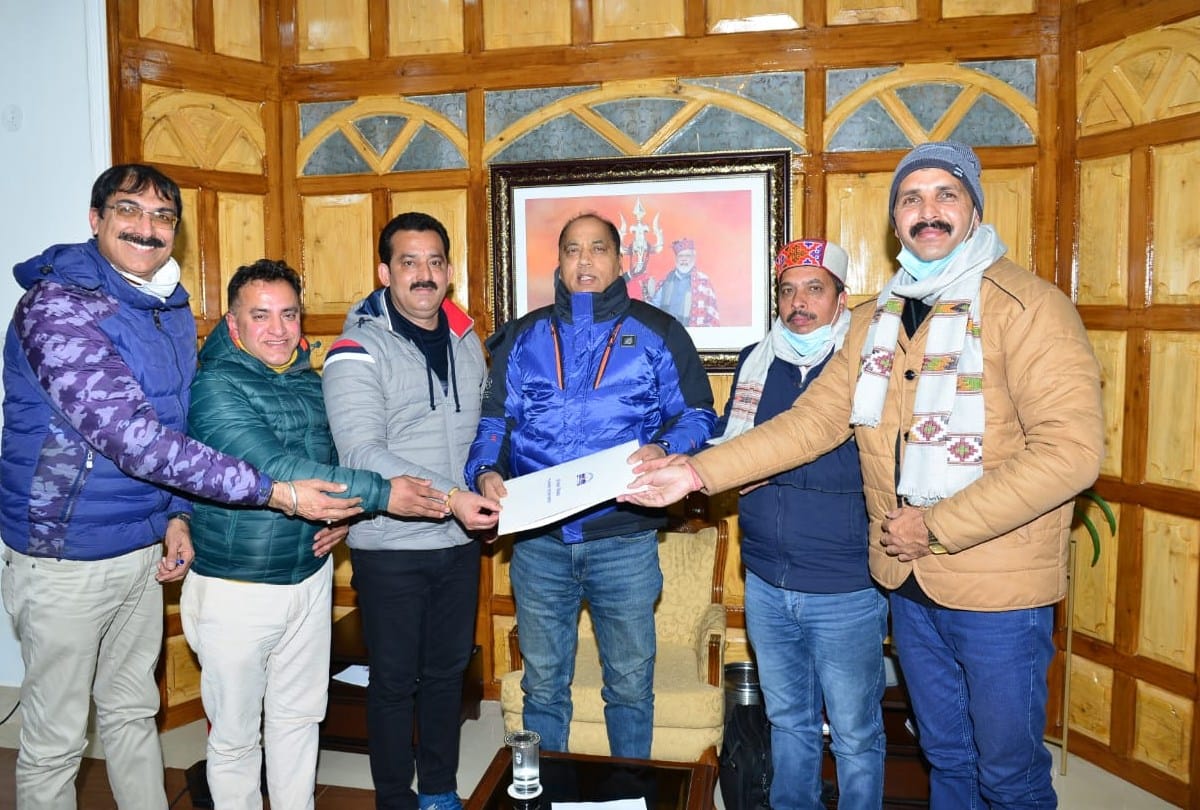cm jairam thakur meeting at Oakover employees demand for third option for revised pay scale in himachal pradesh