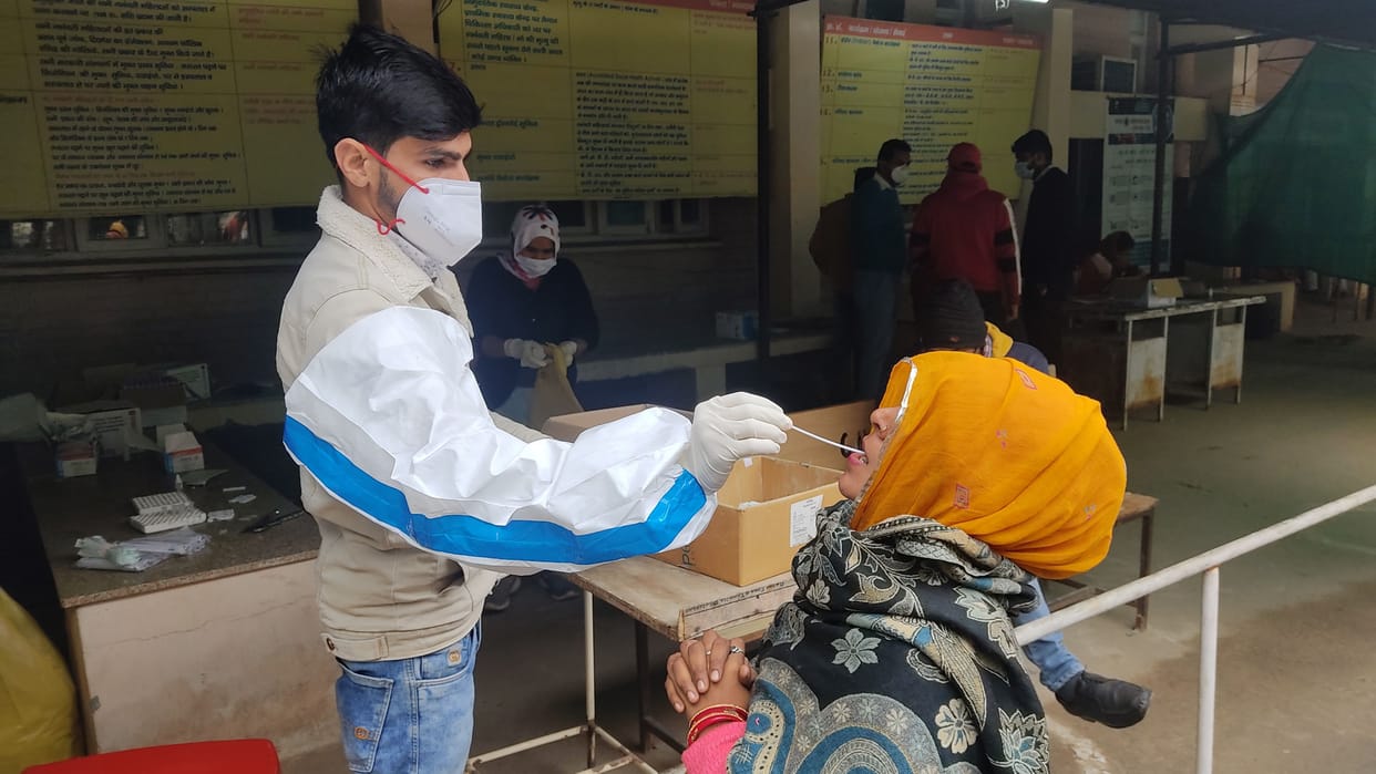 140 corona infected including female judge, included in court premises and SBI Road red zone