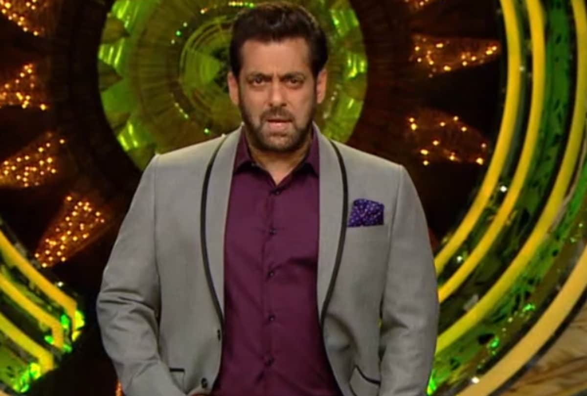 Bigg Boss 15 double eviction Salman Khan announced that any two will be eliminated from Abhijeet Bichukale Devoleena Bhattacharjee and Rashami Desai