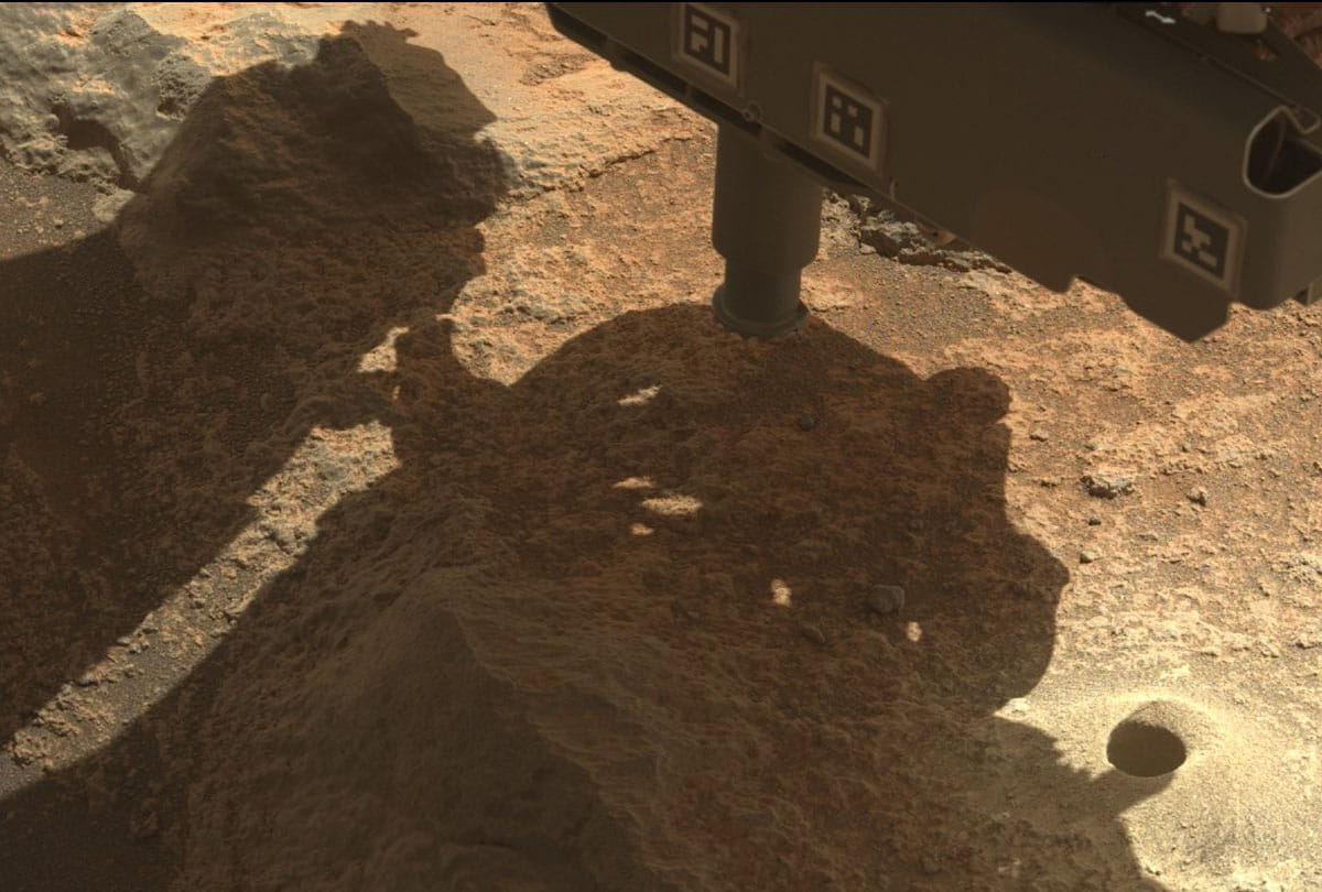 Mars Rocks mysterious purple coating rocks found on mars scientist shocking reviles