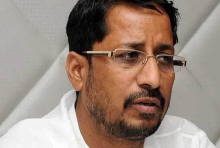 A youth asked Anil Joshi reason for leaving BJP In Amritsar