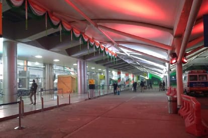 Republic Day 2022 varanasi ralway station and airport Security tighten police keep eye on every corner