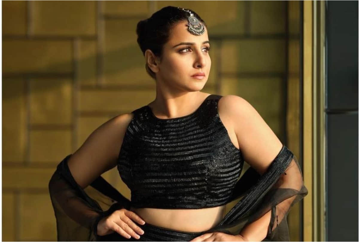 maangtika can be a best look for this wedding season