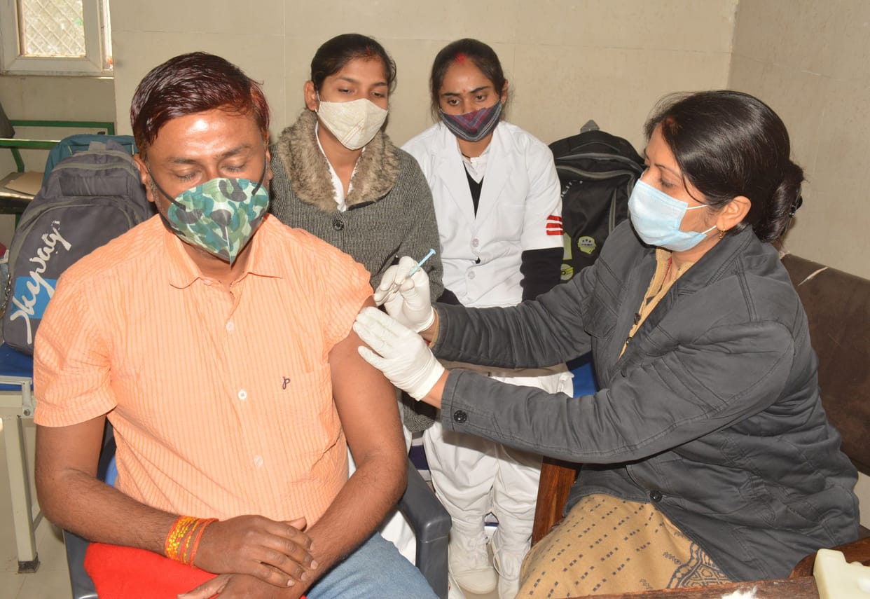 hardoi news,86 corona infected including two innocents found