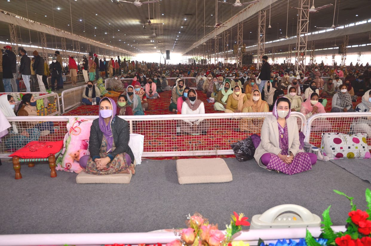 Shah Satnam celebrated 103rd incarnation day, police force stationed at the nakas
