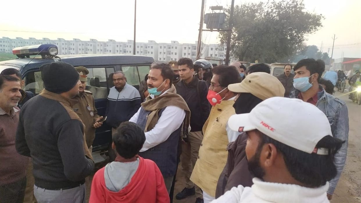 Hathras: Case registered against BSP candidate for violation of code of conduct