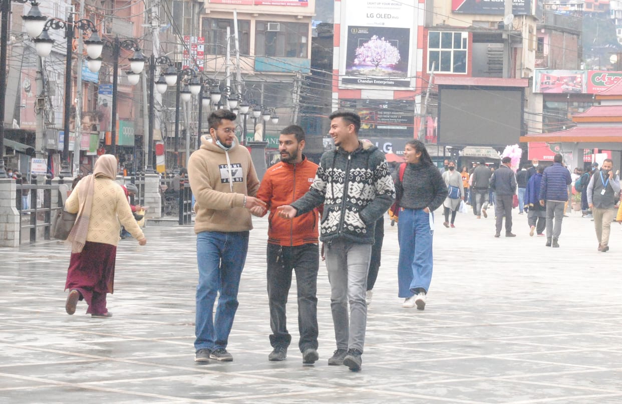 130 positive including two doctors, five IIT trainees in Mandi