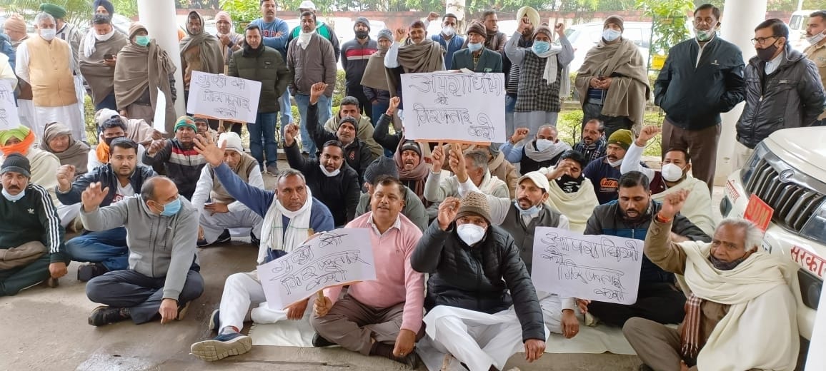 Demand for arrest of accused in indecency case from MP, BJP workers demonstrated