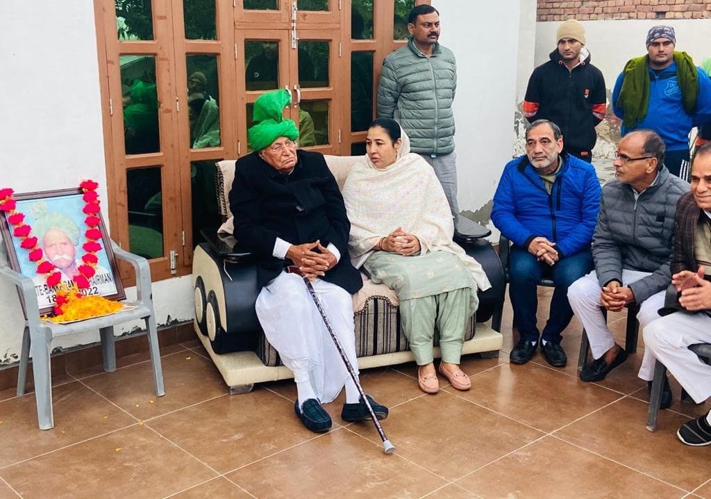 Will always miss the departure of hardworking party worker: Chautala