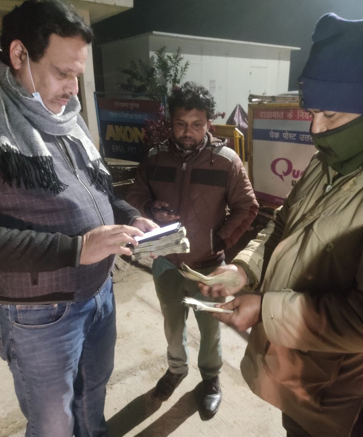 Cash worth Rs 4.80 lakh recovered from two cars