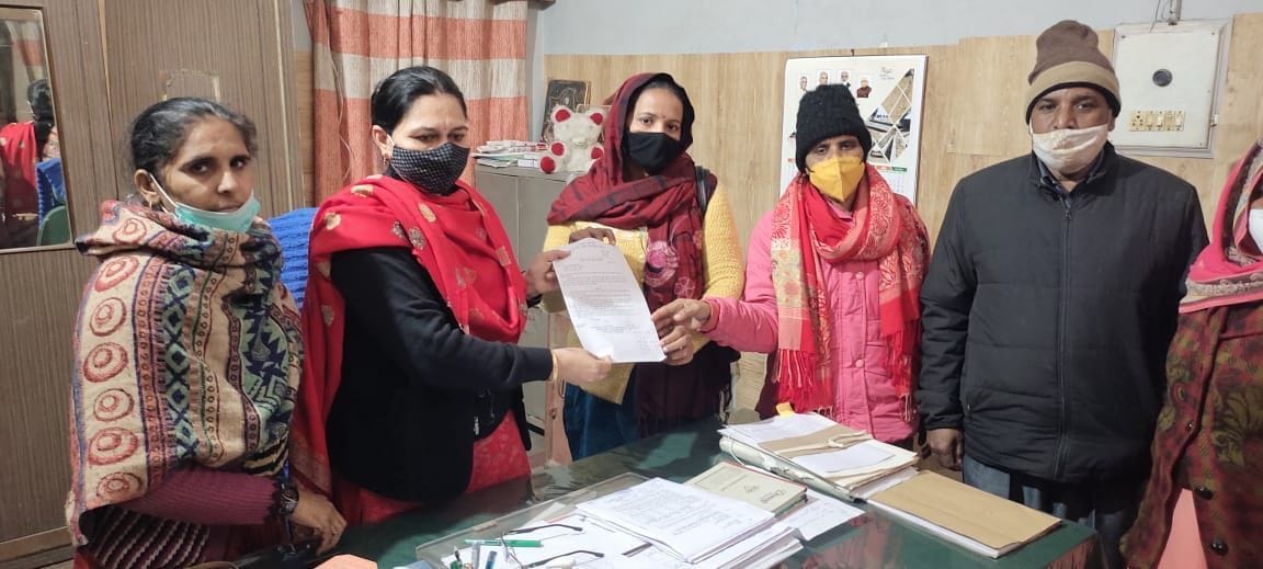 Anganwadi workers extended strike till February 5