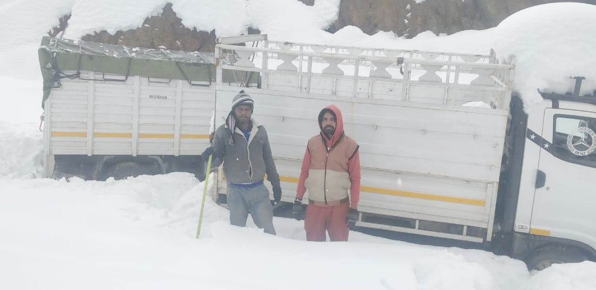 The route should be restored soon, the departure of tourists should be safe