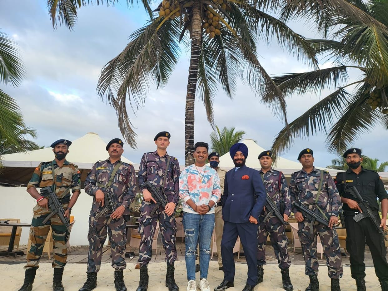 On Republic day Tiranga song honor of the soldiers of the country