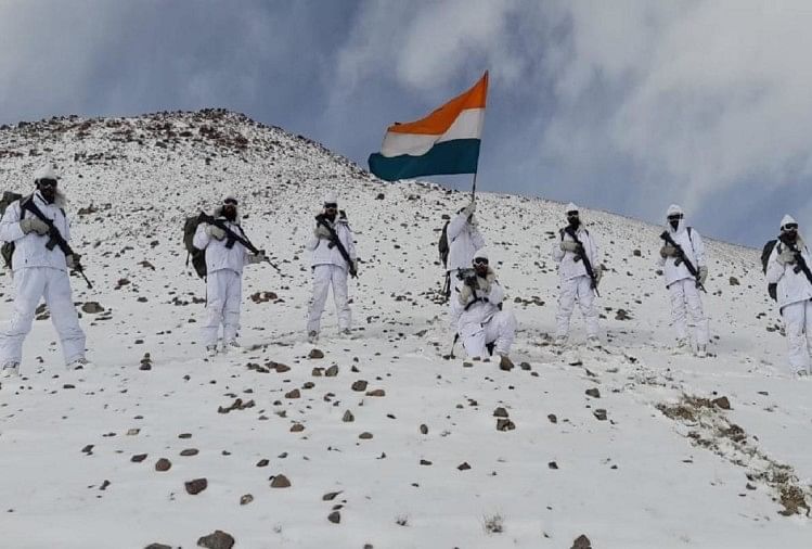 रणनीति: चीन की चालबाजी पर लगाम लगाने की तैयारी, खुफिया जानकारी इकट्ठा करने के लिए LAC पर चौकियां स्थापित होंगी