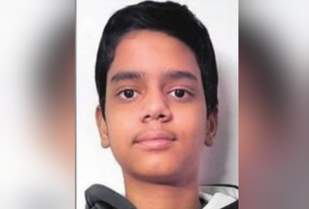 Greater Noida Divyanshu Chamoli is top scorer of Sports ministry quiz fit India