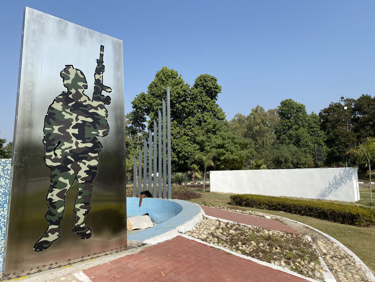 Roads and parks of Mohali teach the lesson of  morality