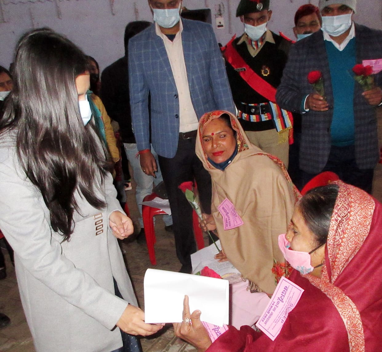 DM administered the oath of voting to the differently-abled, gave flowers to elderly voters