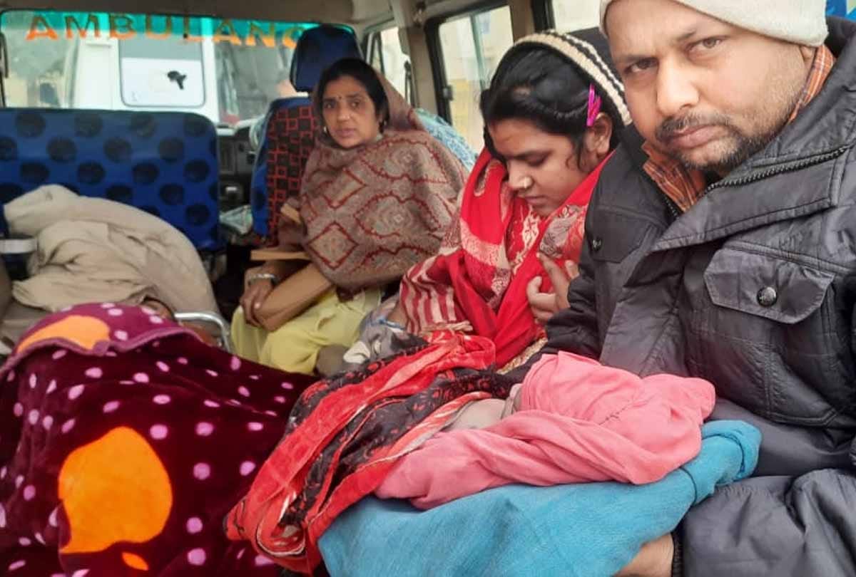 Kannauj: Two deliveries took place in an ambulance while being brought to the hospital, both mother and child safe