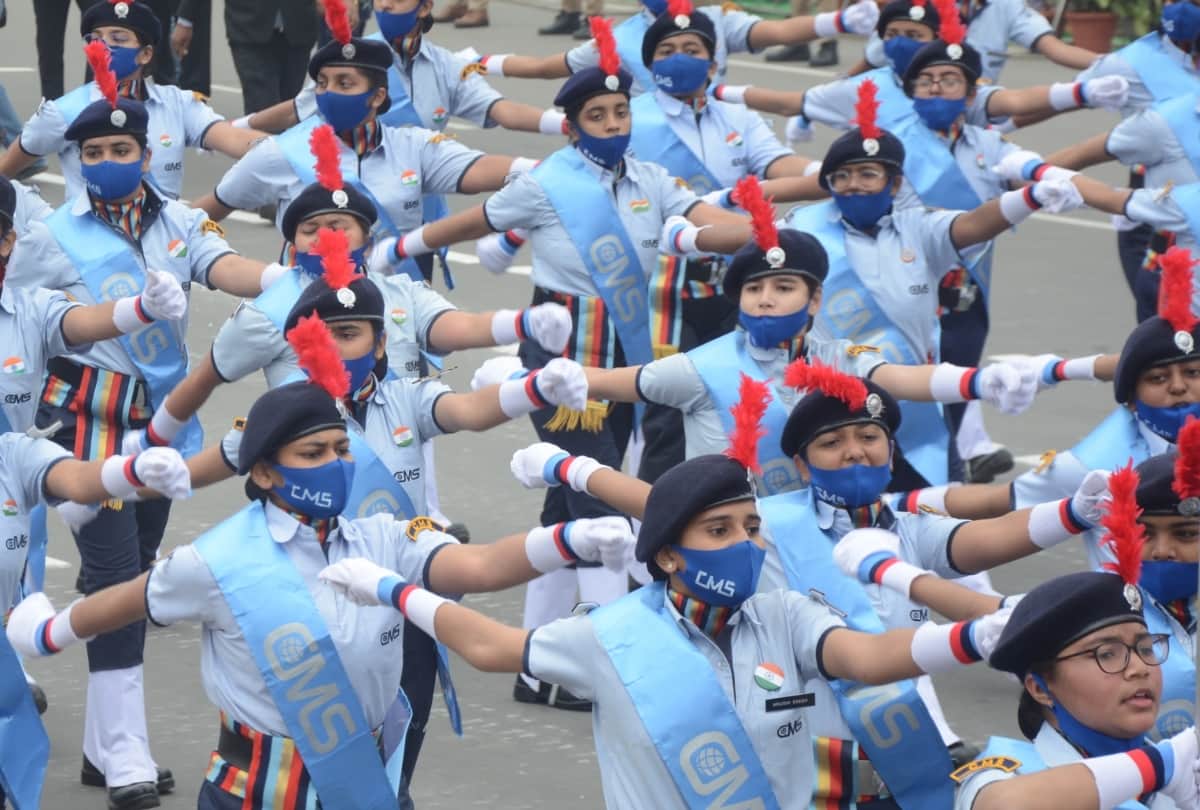 Pics of republic day parade in Lucknow.