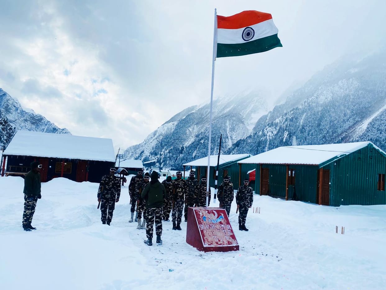 Ganderbal: DIG CKR holds security review meeting discusses security arrangements for Republic Day
