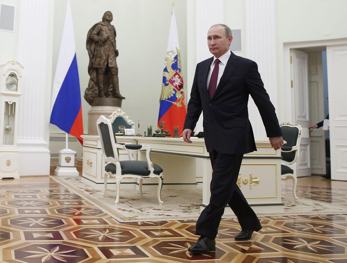 Differences in EU over oil import ban from Russia