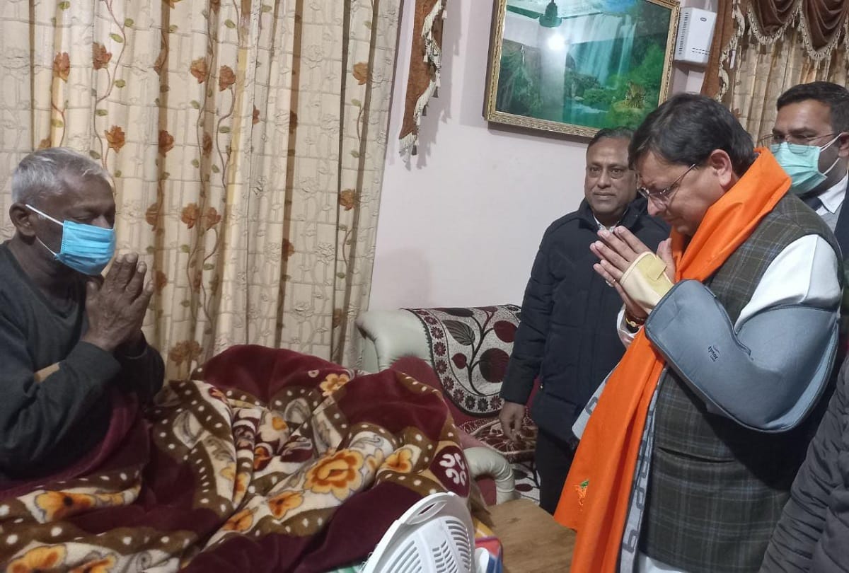 Uttarakhand CM Pushkar Singh Dhami reached Pilibhit Met former chairman Ram Autar Aggarwal