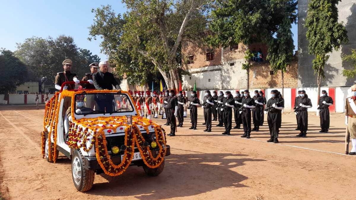 Republic Day 2022: Republic Day celebrated in districts of Purvanchal including Varanasi see photos