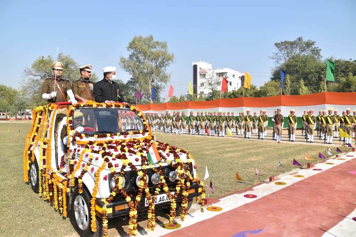 Republic Day 2022: Republic Day celebrated in districts of Purvanchal including Varanasi see photos