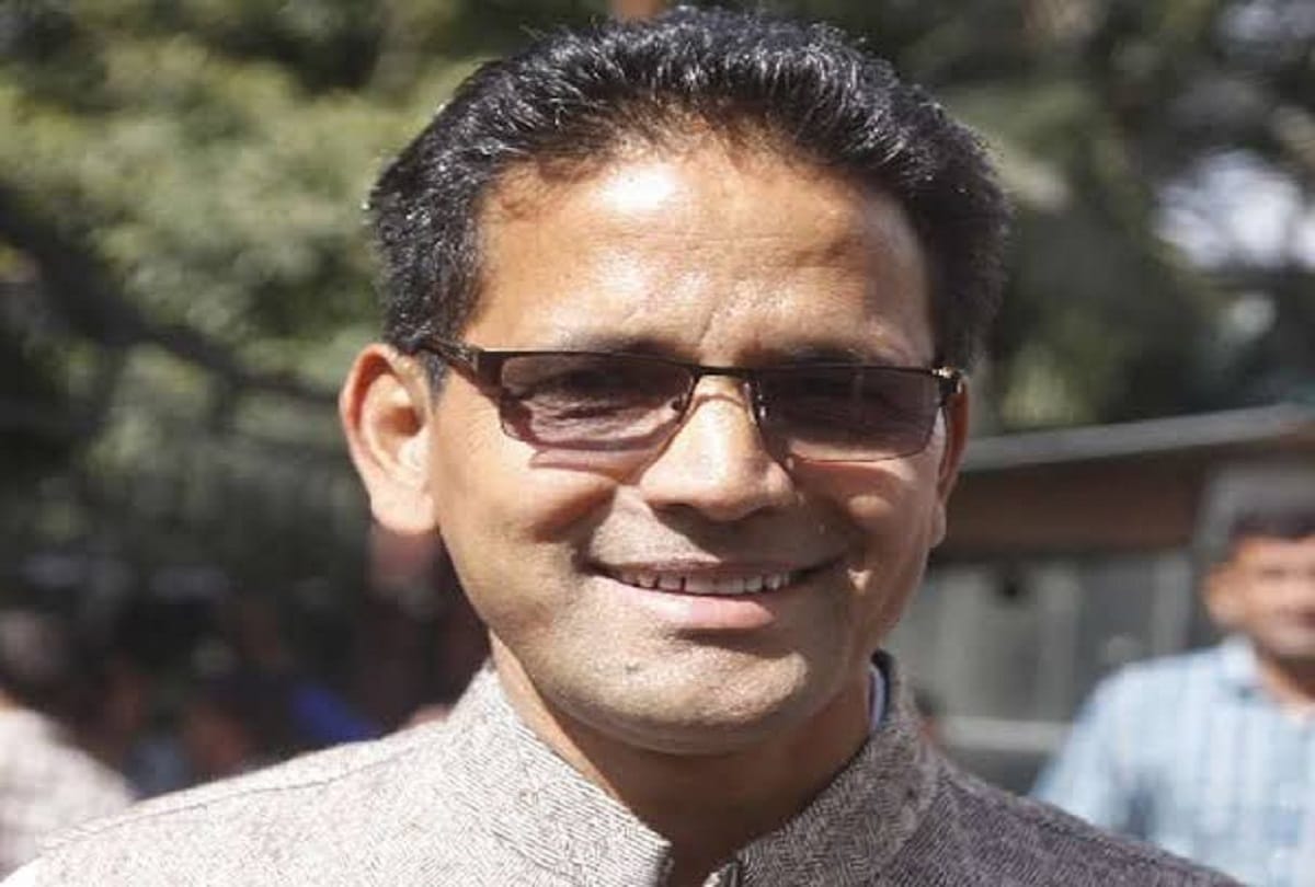 uttarakhand assembly election 2022: bjp mla dhan singh bist and rajkumar thukral resign, dhan singh joins congress