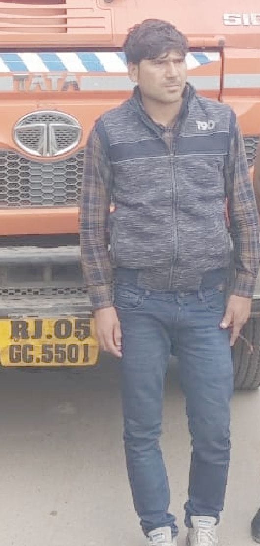 Sugar loaded truck cought from rajashthan