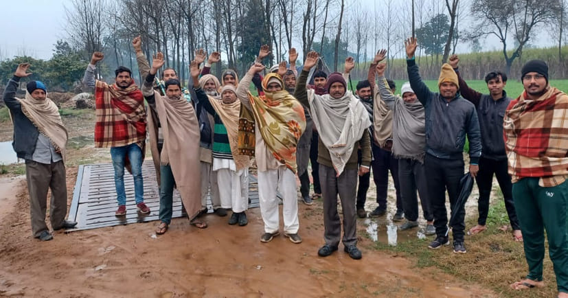 Angry sugarcane farmers protest