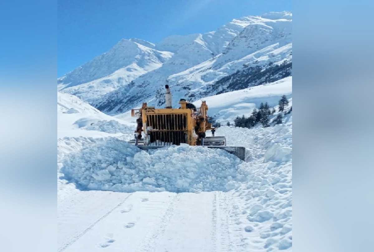himachal weather update: Troubles persist, 299 roads and 81 power transformers still stalled in the state, see photos