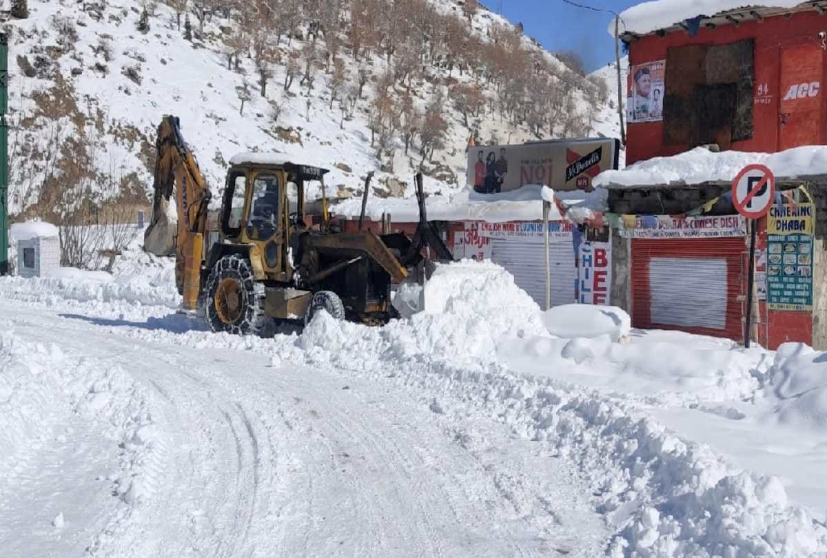 himachal weather update: Troubles persist, 299 roads and 81 power transformers still stalled in the state, see photos