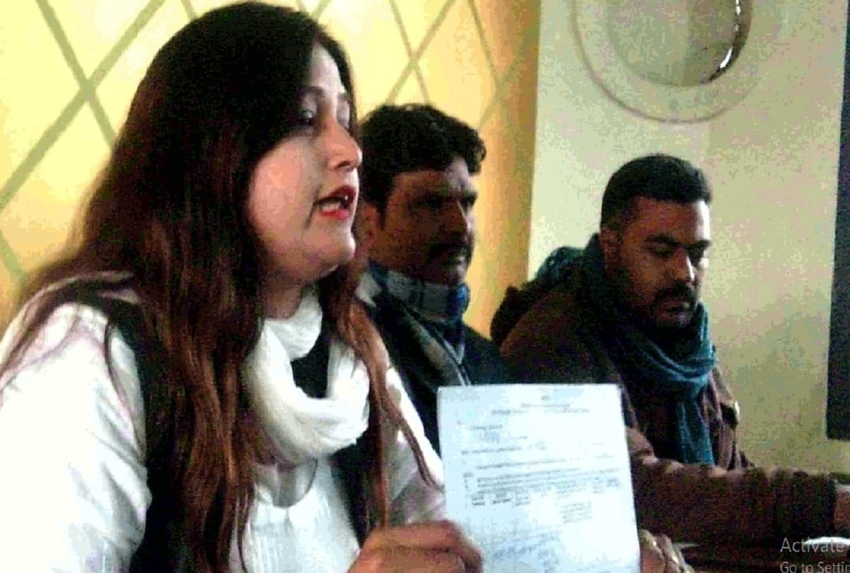 up election 2022 congress shekhupur candidate farha naeem resigned