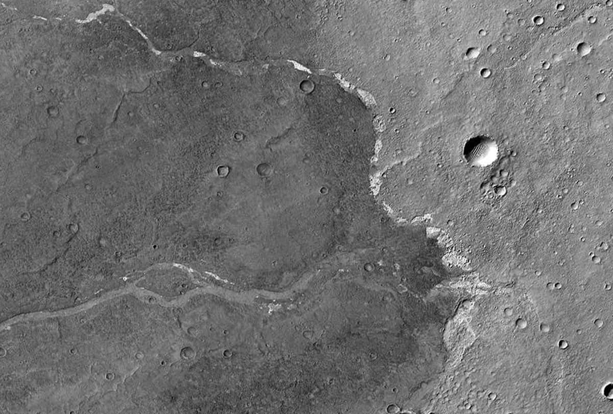 NASA’s MRO Finds Water Flowed on Mars Longer Scientists say possibility of life