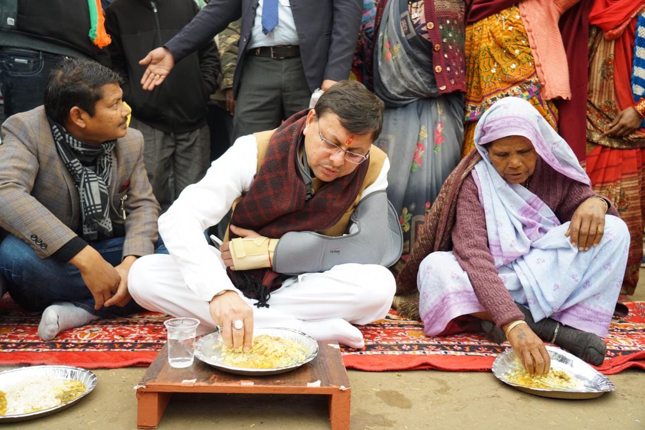 Uttarakhand Assmebly Election 2022: Before nomination, Chief Minister Pushkar Singh Dhami visit kuldevta temple, photos