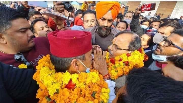 There will be an election battle between the Youth Congress and the Elderly Congress.