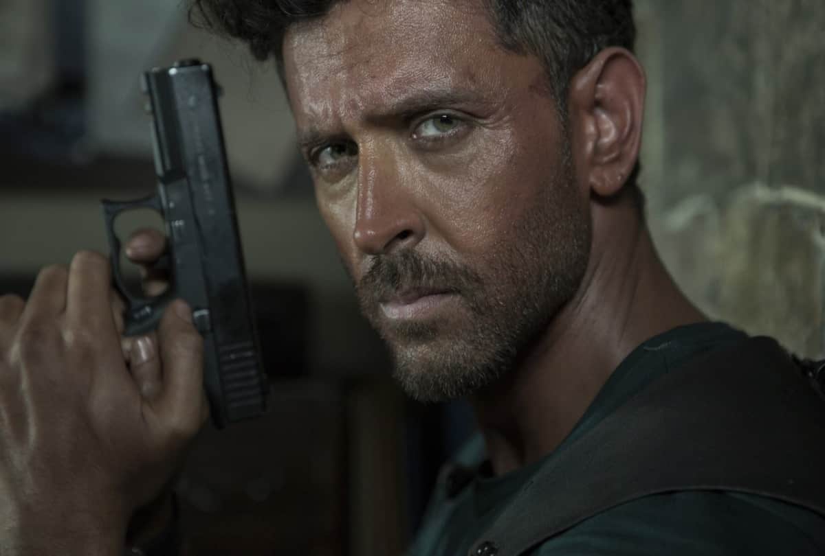Hrithik Roshan and Deepika Padukone's film Fighter to be released on 28 september 2023