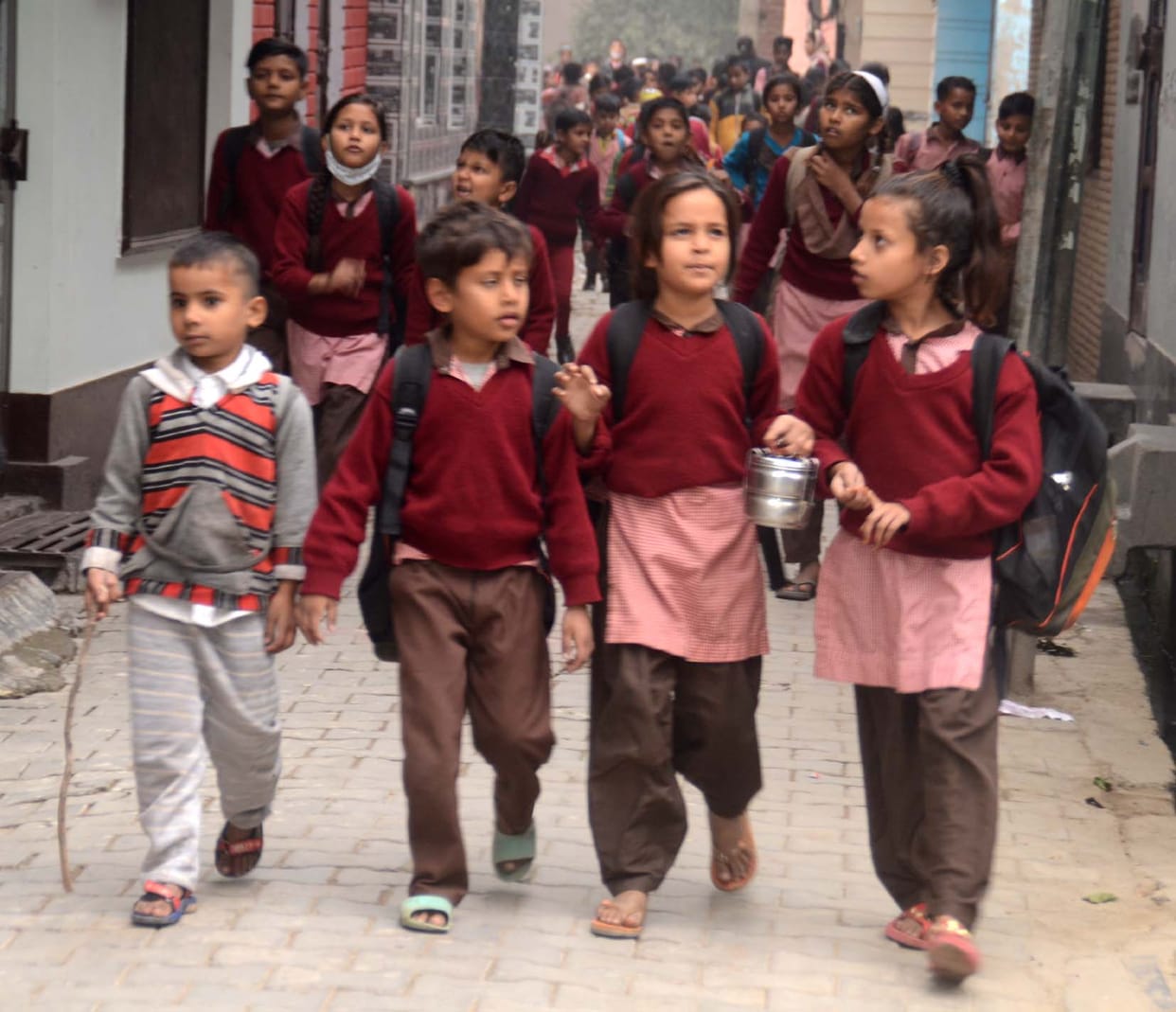 Thousands of students did not get shoes and jerseys at the end of winter