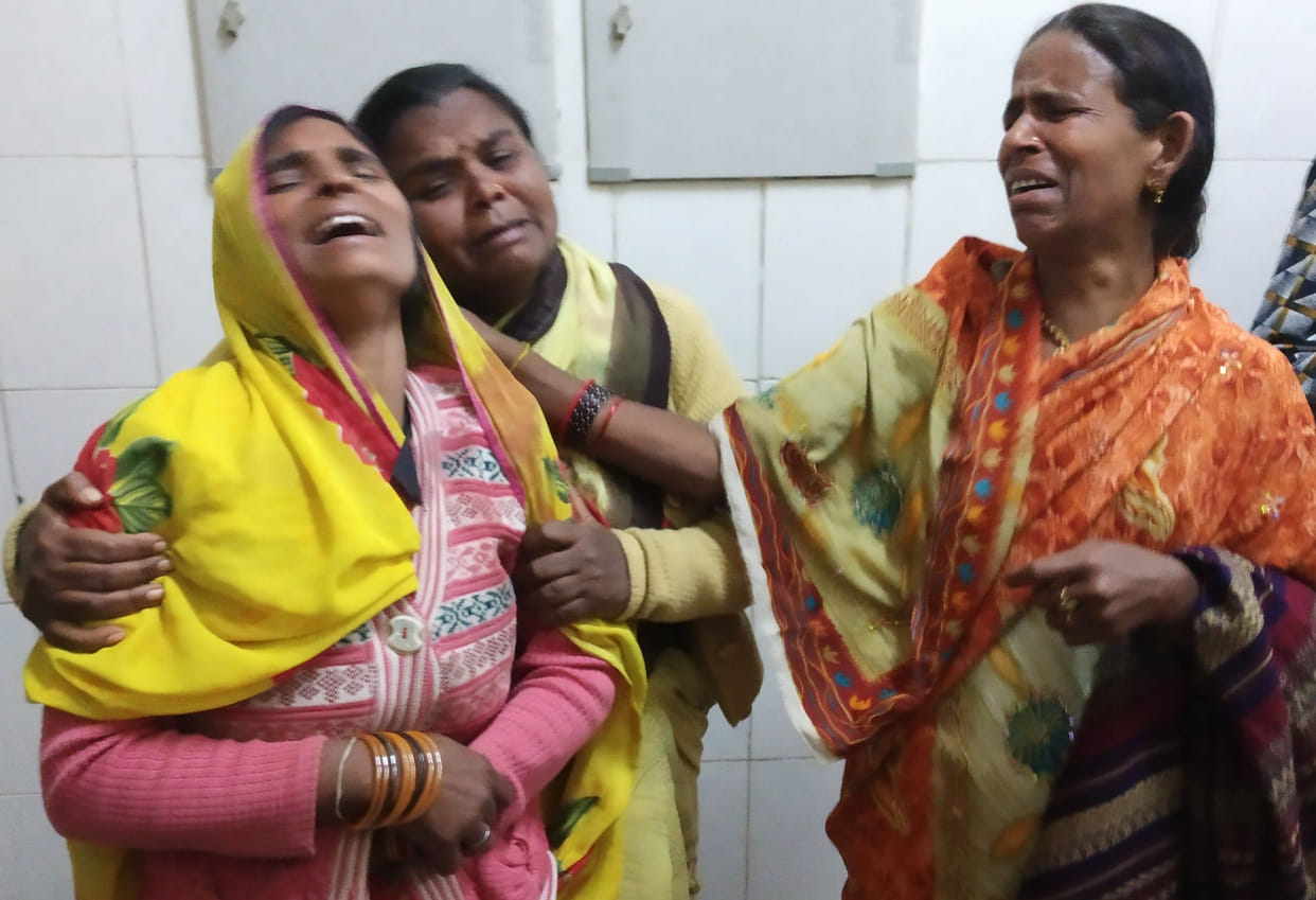 Tractor overturns in Khanti, death of teenager