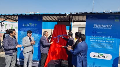 India's largest Electric Vehicles charging station inaugurated by National Highways for EV in Gurugram Haryana ev charging station ev chargers in india electric vehicles in india